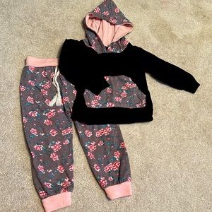 Girls sweatpants and hoody outfit 12-18m month
